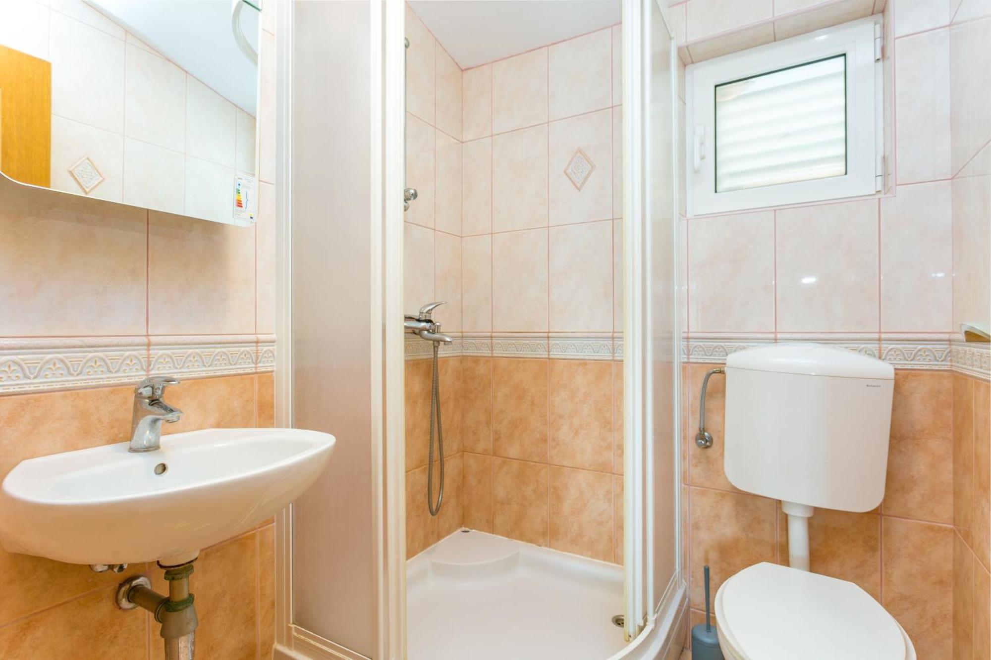 Apartment By The Sea Tucepi, Makarska - 22384