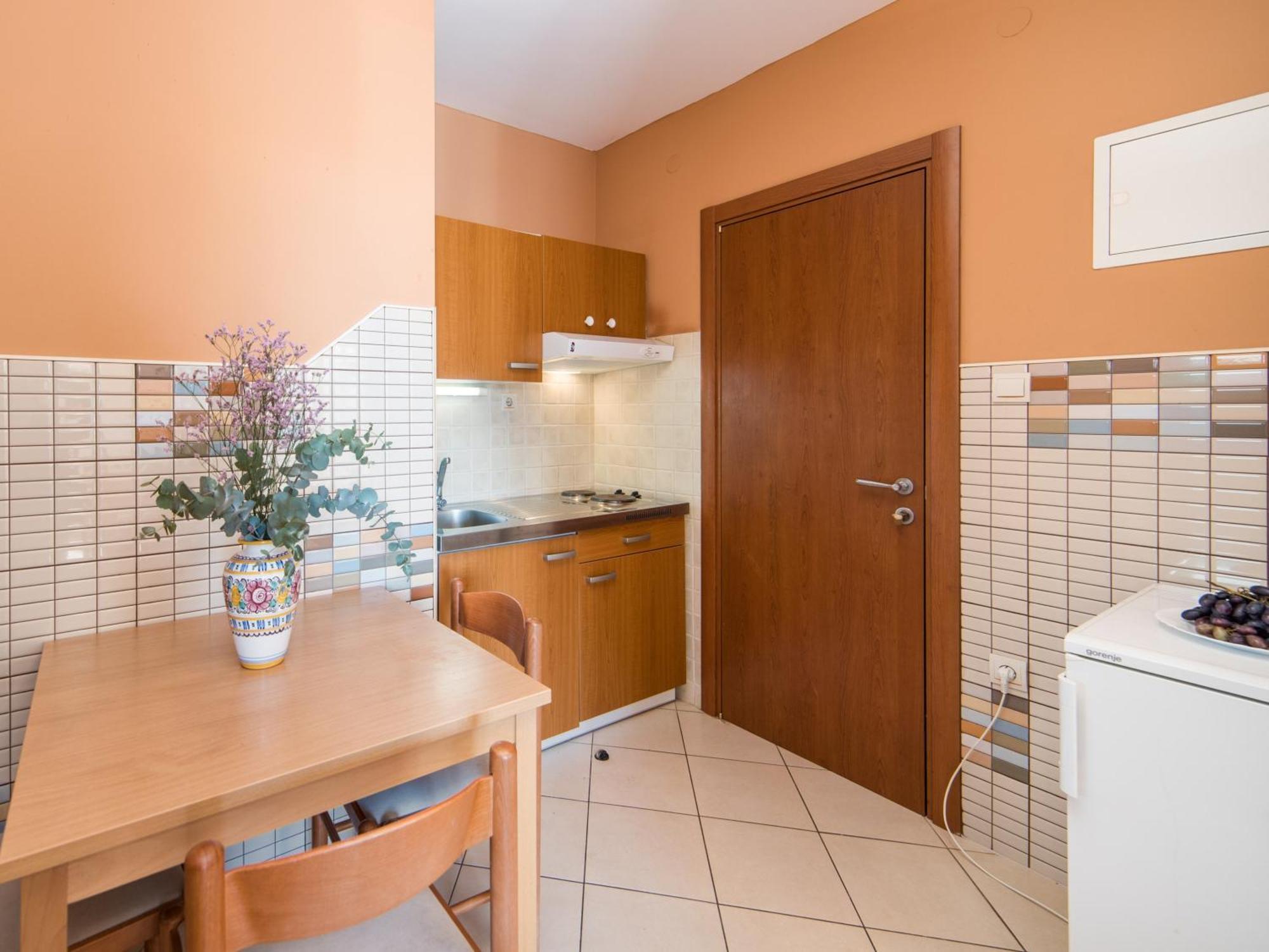 Apartment By The Sea Tucepi, Makarska - 22384 Tucepi