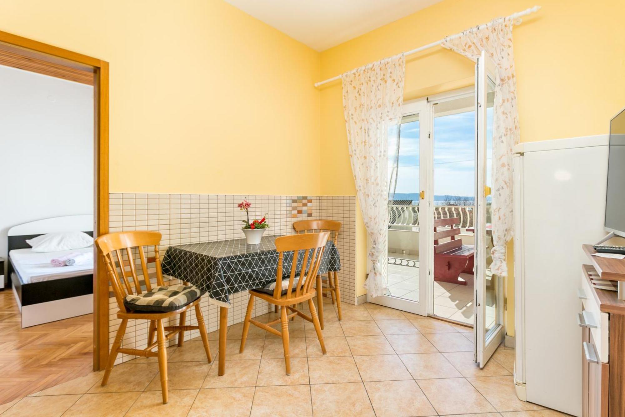 By The Sea Tucepi, Makarska - 22384 Appartement